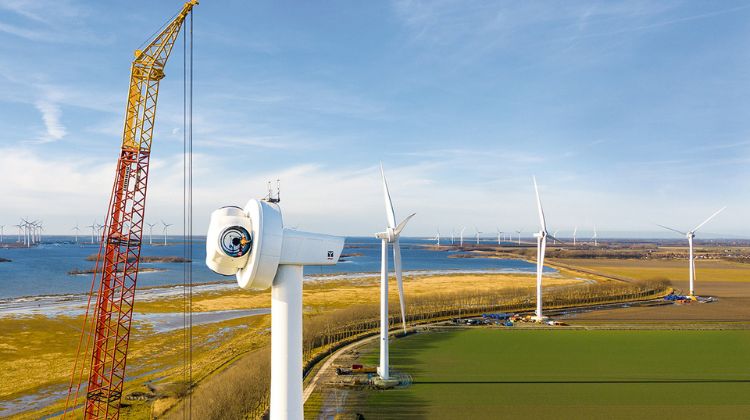 Intervención del mercado.  Asociación eólica europea advierte sobre el recorte de ganancias de las centrales renovables