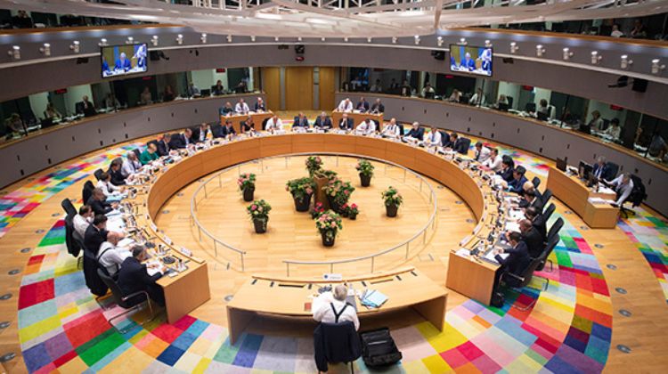 Las conclusiones. Más inversiones y agilización en tramitaciones para renovables: Los ejes de la reunión del Consejo Europeo