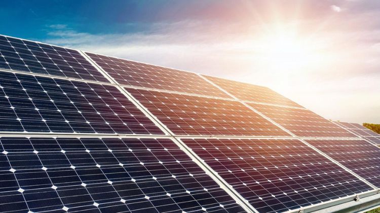 12 activos. Eidf Solar compra la participación de Sinia Renovables de instalaciones de autoconsumo con PPA