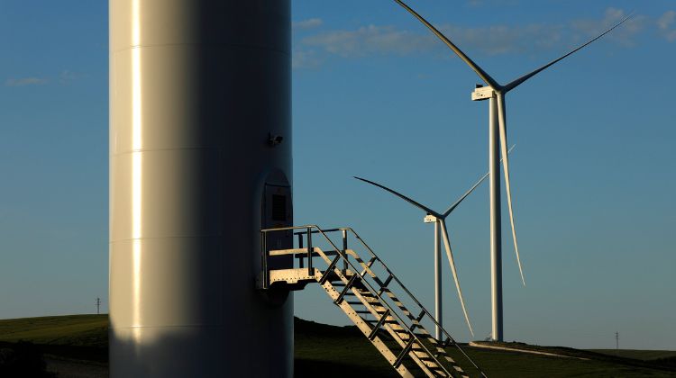 En Sevilla. Verbund y Capital Energy ponen en marcha el parque eólico Loma de los Pinos de 39 MW