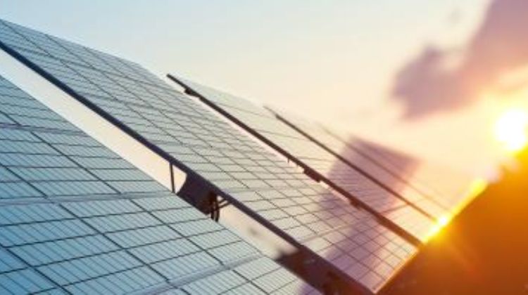 Informe anual Redeia. España pone en servicio en 2023 la mayor cifra de potencia instalada solar fotovoltaica de su historia
