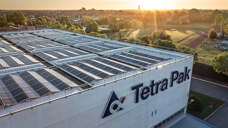 2 millones de kWh/a. Tetra Pak instala más de 3.000 paneles fotovoltaicos para el autoconsumo de sus plantas en España